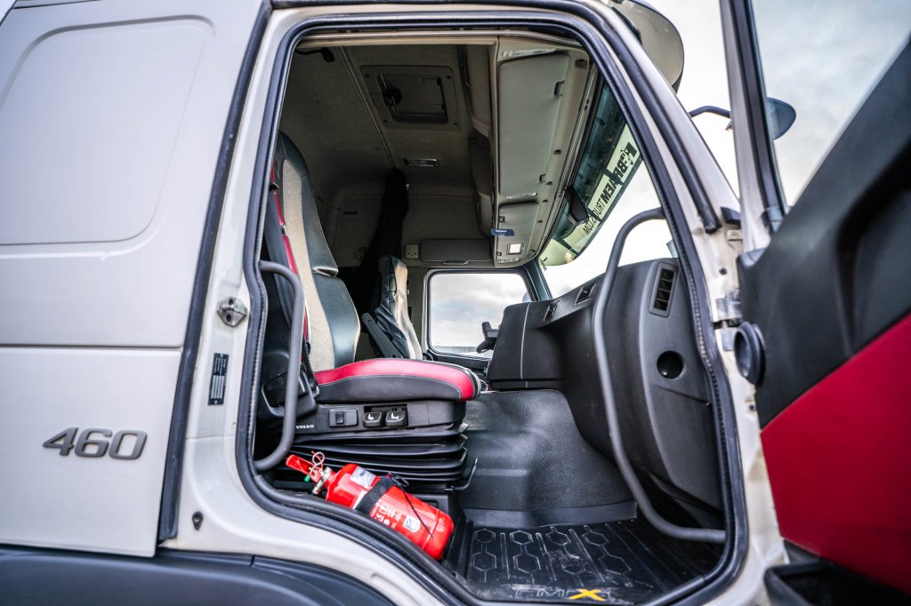 VOLVO FMX 460 GLOB + HYDR 2017 E64853 FMX 460 GLOB + HYDR 2017 1 image 10