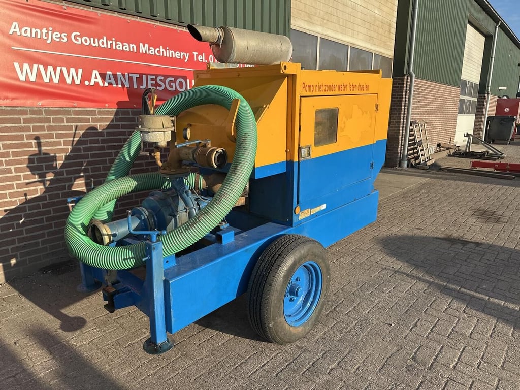 Waterpomp met diesel motor - Gebruikt 2001 12600 WATERPOMP met diesel motor - Gebruikt 2001 1 image 3