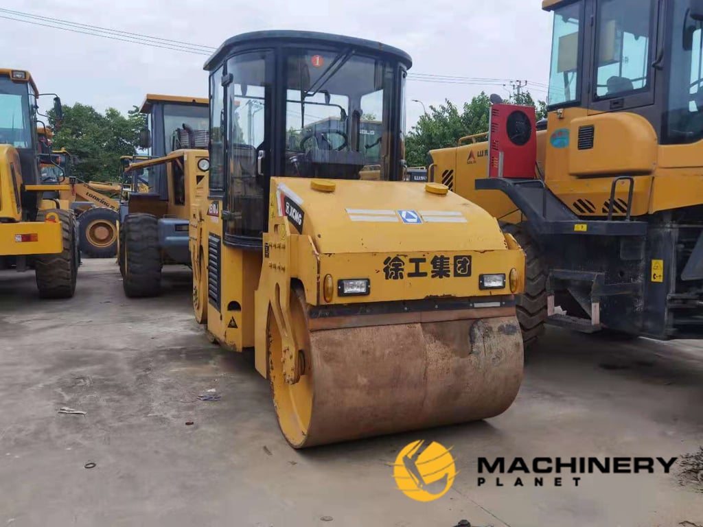XCMG XS10J Road Roller Used Good Condition For Sale XS10J 2018 1 image 2