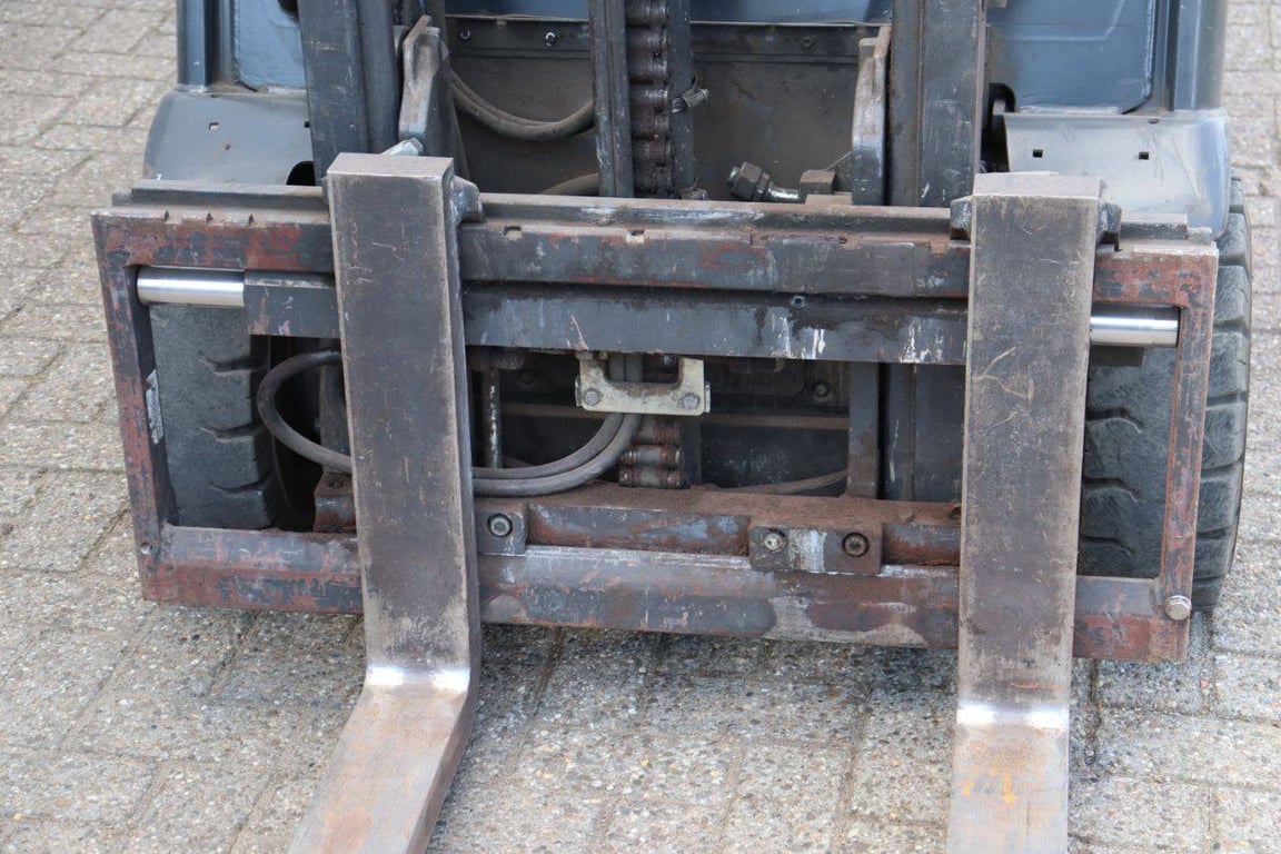 Forklift Linde E16L-02 Electric 1600kg 2.84m 2020 2020 E16L-02 2020 1 Forklift image 12