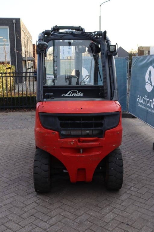 Forklift Linde H25D-02 Diesel 2500kg 2014 2014 H25D-02 2014 1 Forklift image 5