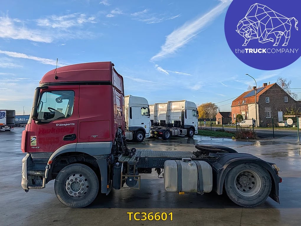 Mercedes-Benz Actros 1842 2015 TC36601 Actros 1842 2015 1 image 2