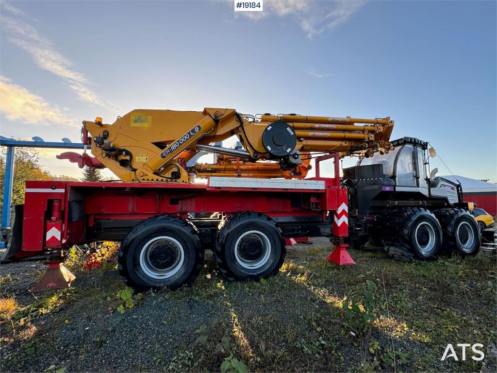 Logset 12F load carrier w/ World Power 180 T/M crane from 2021 19184 Logset 12F load carrier w/ World Power 180 T/M crane ...