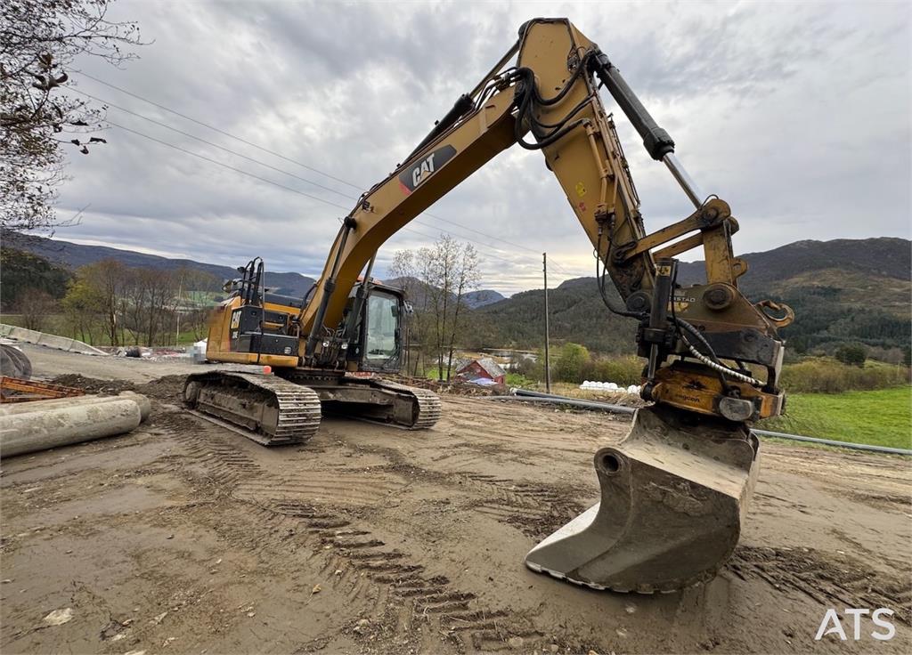 CAT 324 E 2012 22119 324 E 2012 1 Crawler Excavators image 5
