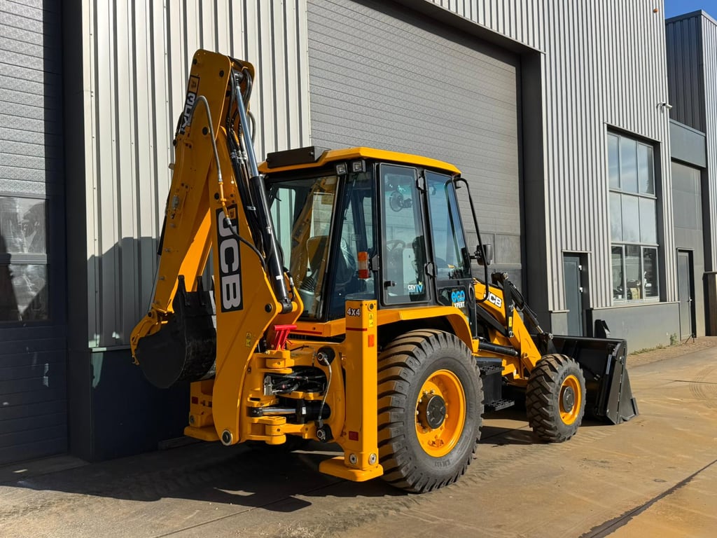 JCB 3DX 4x4 Super with extendable boom 2025 00033287 3DX 4x4 Super with extendable boom 2025 0 image 7