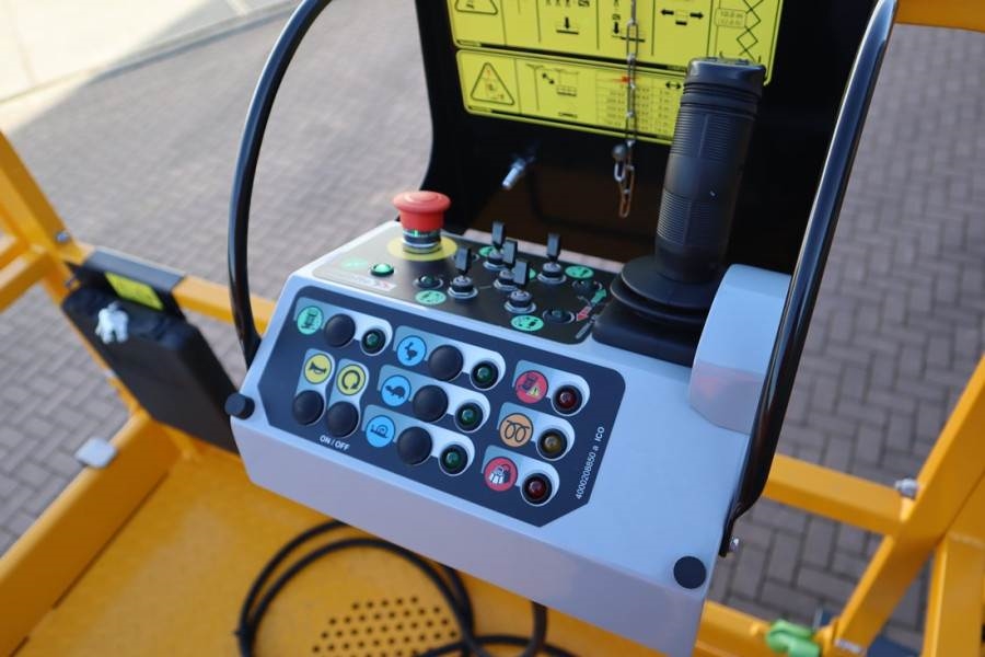 Haulotte Compact 12DX Valid Inspection, *Guarantee! Diesel, 2023 HAULOTTE - Compact 12DX - 61555 Compact 12DX Valid Inspec...