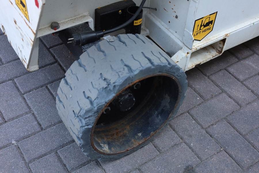 Holland Lift Ecostar HL-11812 Electric, 14m Working Height, 300 2014 HOLLAND LIFT - Ecostar HL-11812 - 63480 Holland lift ...