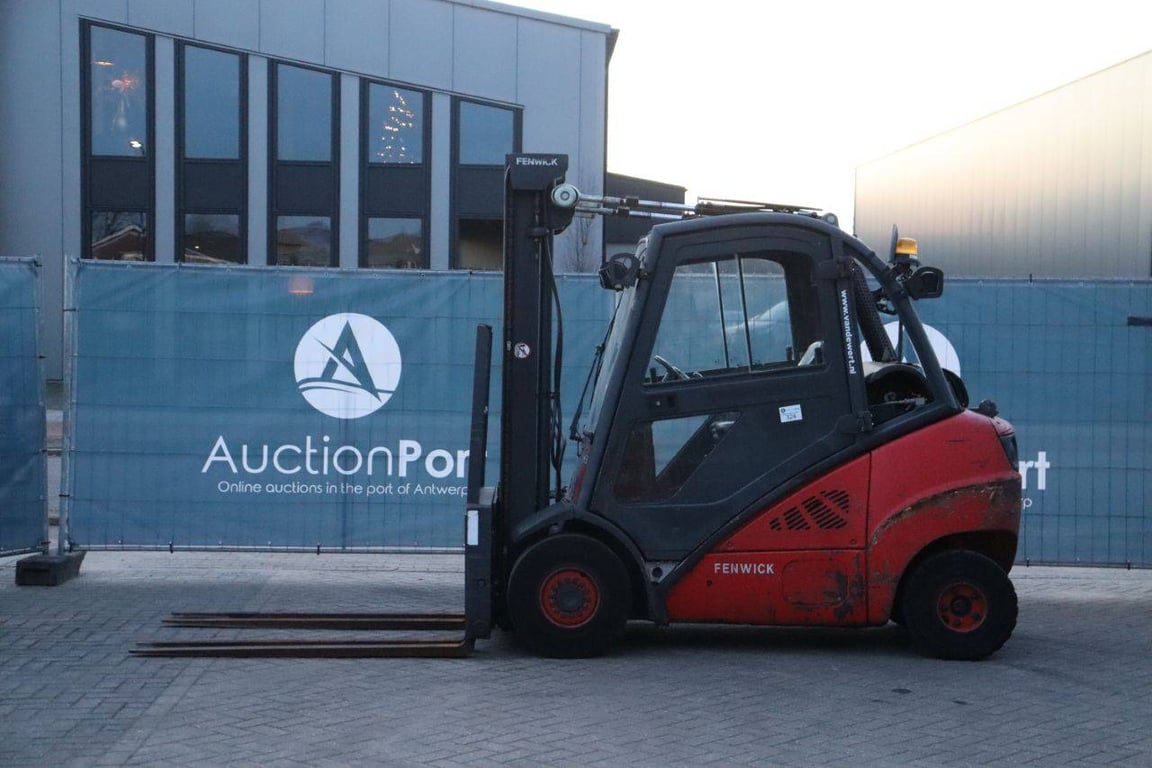 Forklift Fenwick H30 Diesel 3000kg 2012 2012 Fenwick H30 2012 1 Forklift image 2