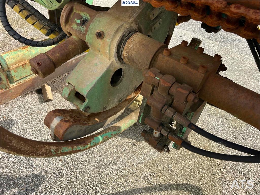 Montabert CPA500 derrick w/ hc 150 hammer 1994 20864 CPA500 derrick w/ hc 150 hammer 1994 1 image 15