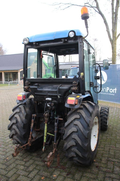 Mini tractor New Holland Boomer 35 Diesel 35hp 2017 2017 Boomer 35 2017 1 image 5