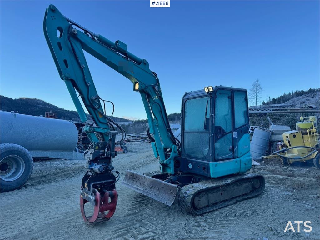 Kobelco SK55SRX-6 with Rototilt and 3 buckets. 2330 hours! 2018 21888 SK55SRX-6 with Rototilt and 3 buckets. 2330 hours! 2...