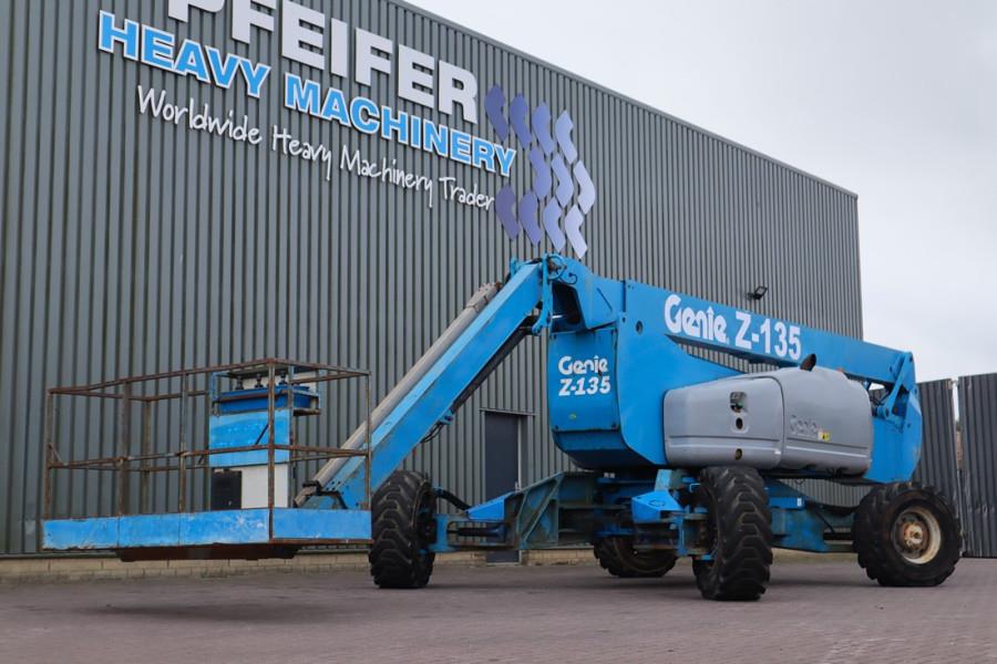 Genie Z135/70 Diesel, 4x4x4 Drive, 43m Lifting Height, 2 2006 GENIE - Z135/70 - 90348 Z135/70 Diesel, 4x4x4 Drive, 43m Lif...