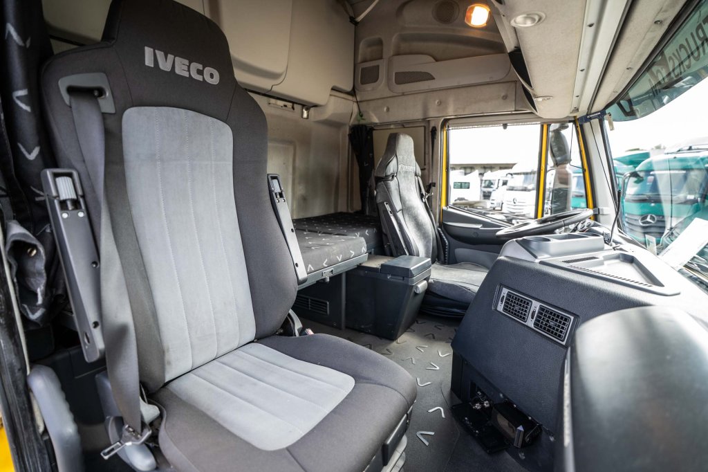 IVECO STRALIS 450-E5+KIPHYDR. 2008 E63996 STRALIS 450-E5+KIPHYDR. 2008 1 image 14