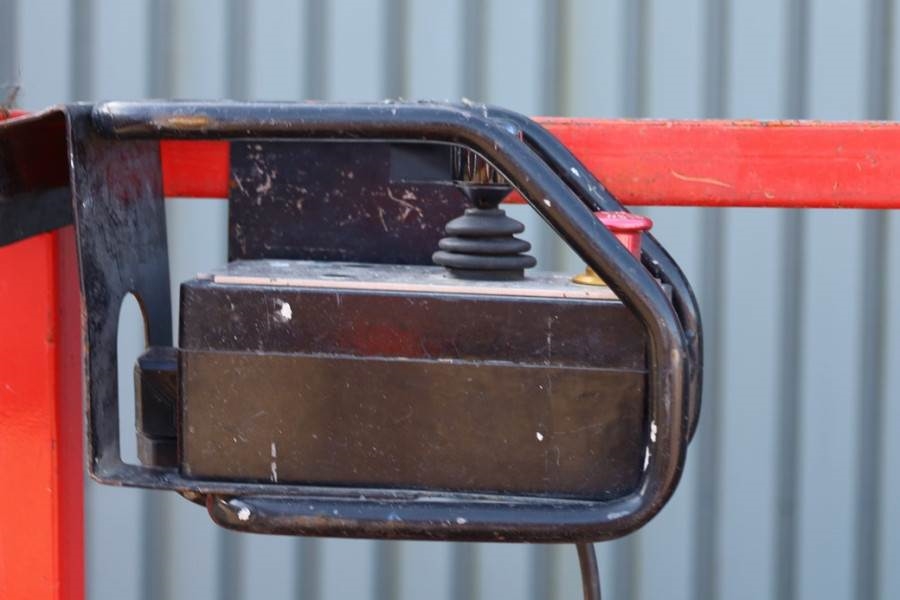 Holland Lift Ecostar HL-11816 Electric, 14m Working Height, 30 2013 HOLLAND LIFT - Ecostar HL-11816 - 63487 Holland lift E...