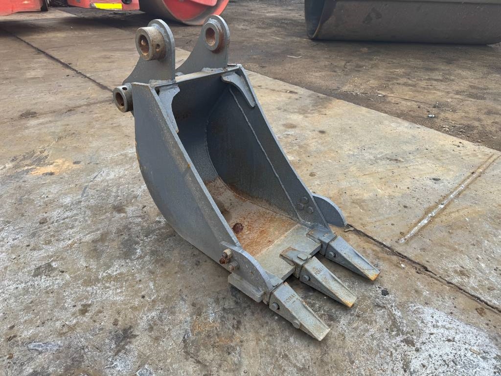CAT 306 307 bucket 2025 5381 306 307 bucket 2025 0 image 4