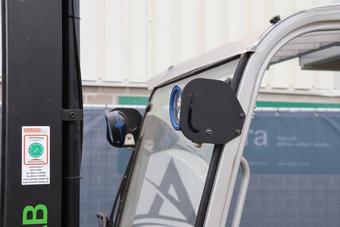 CESAB B420 Electric Forklift 2000kg 2017 2017 Cesab B420 2017 1 Forklift image 11