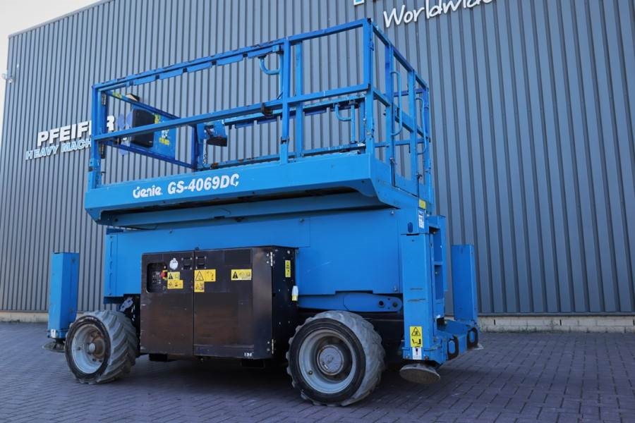 Genie GS4069DC Electric, 14m Working Height, 363kg Capac 2014 GENIE - GS4069DC - 61990 GS4069DC Electric, 14m Working Heig...