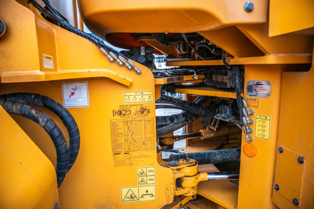 HYUNDAI HL955XT 2019 E61353 HL955XT 2019 1 image 6