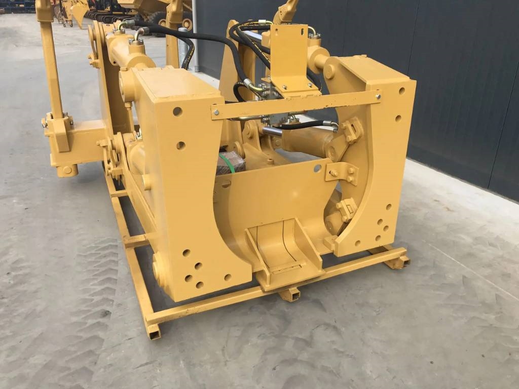 CAT D7R 2025 903425 D7R 2025 0 image 4
