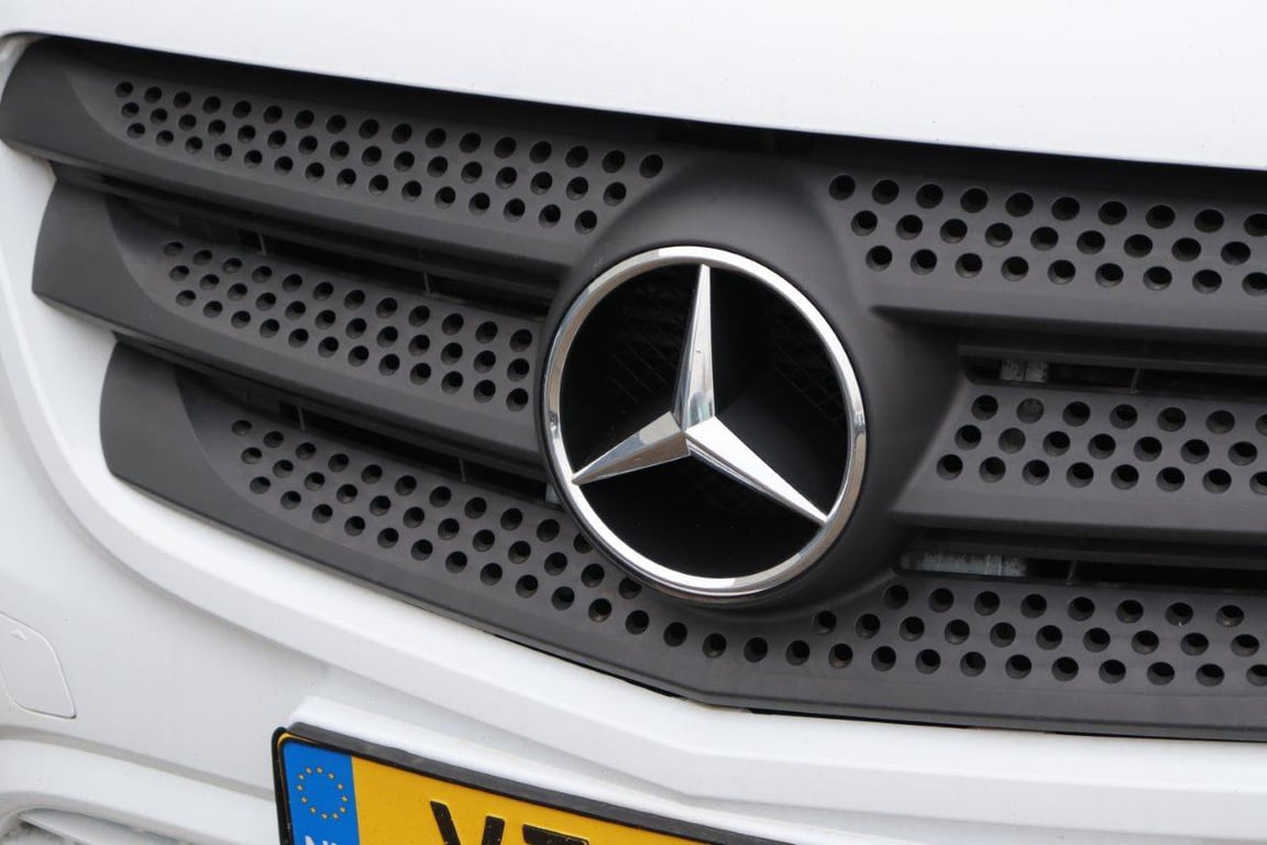 Mercedes-Benz Vito 111 CDI Diesel 2016 Van 2016 Vito 111 CDI 2016 1 image 11