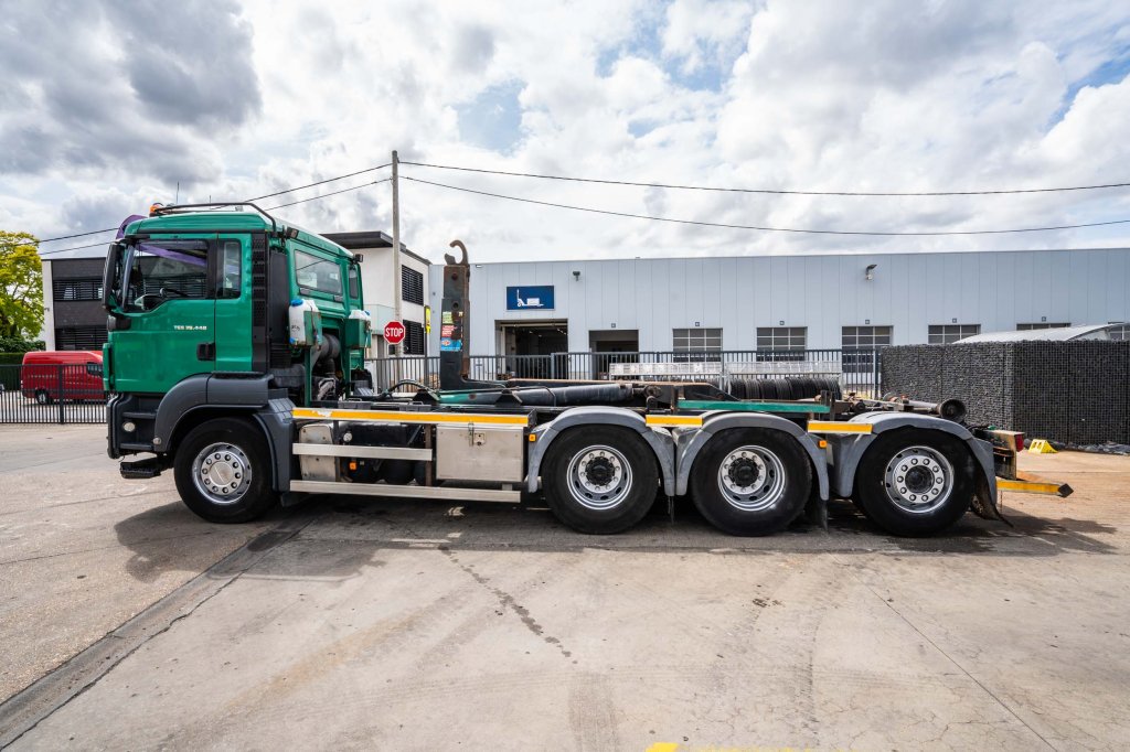 MAN TGS 35.440 BL 8x4-4 2008 E63898 TGS 35.440 BL 8x4-4 2008 1 image 6