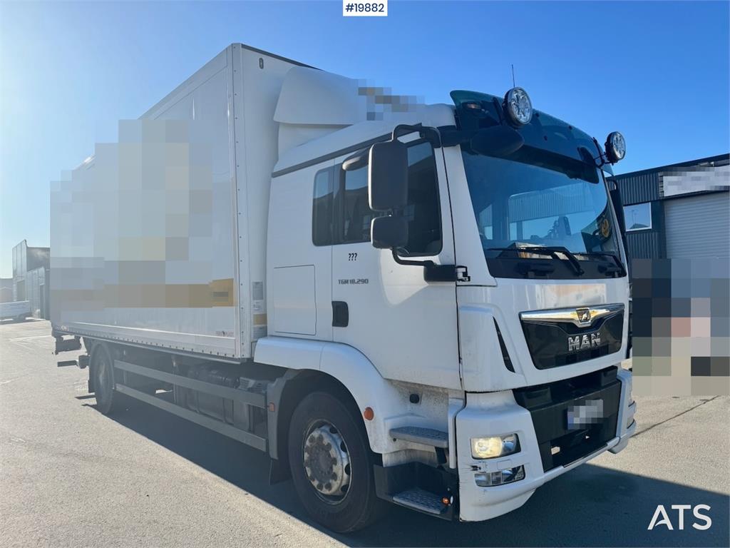 MAN TGM 18.290 4x2 Box truck w/ Full side opening. New 2018 19882 TGM 18.290 4x2 Box w/ Full side opening. New 2018 1 image 5