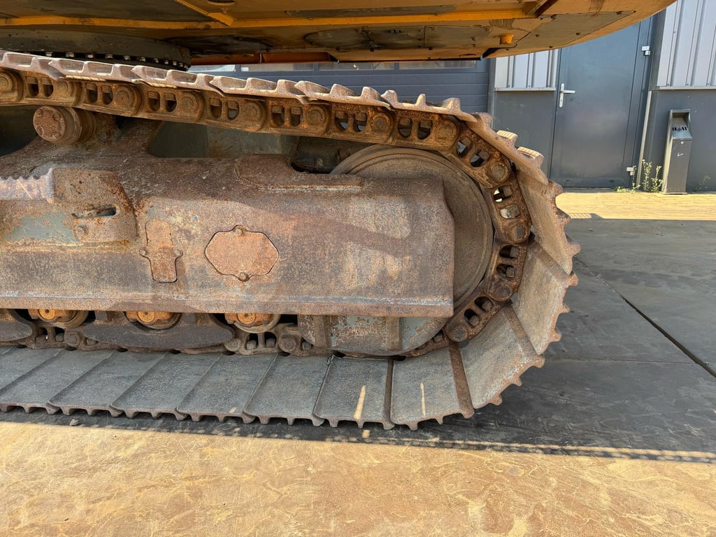 Heavy machinery product image - Image 12 of 15