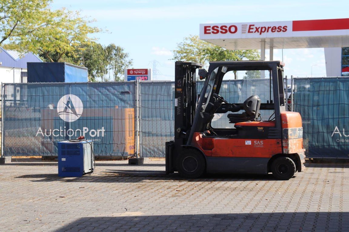 Forklift Toyota 7FBMF30 Electric 3000kg 4.7m 2008 2008 7FBMF30 2008 1 Forklift image 3