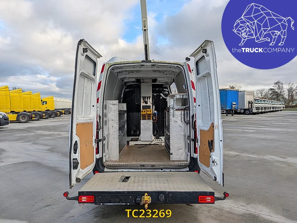 Renault Master Hoogtewerker 2021 TC23269 Renault Master Hoogtewerker 2021 1 image 13