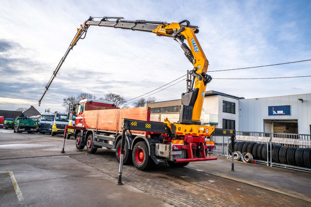MAN TGS 35.400 BB+ EFFER 395 (4x)+JIB(4x) 2016 E64432 TGS 35.400 BB+ EFFER 395 (4x)+JIB(4x) 2016 1 image 3