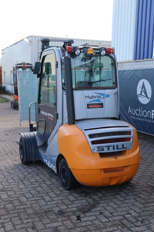 Forklift Still RX70-35H Hybrid 3500kg 2013 2013 Still RX70-35H 2013 1 Forklift image 4