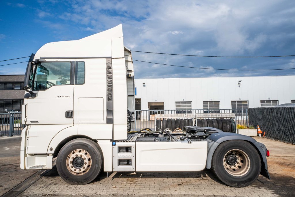 MAN TGX 18 460 XLX BLS+INTARDER+ADR+KIPHYDR. 2017 E64112 TGX 18 460 XLX BLS+INTARDER+ADR+KIPHYDR. 2017 1 image 6