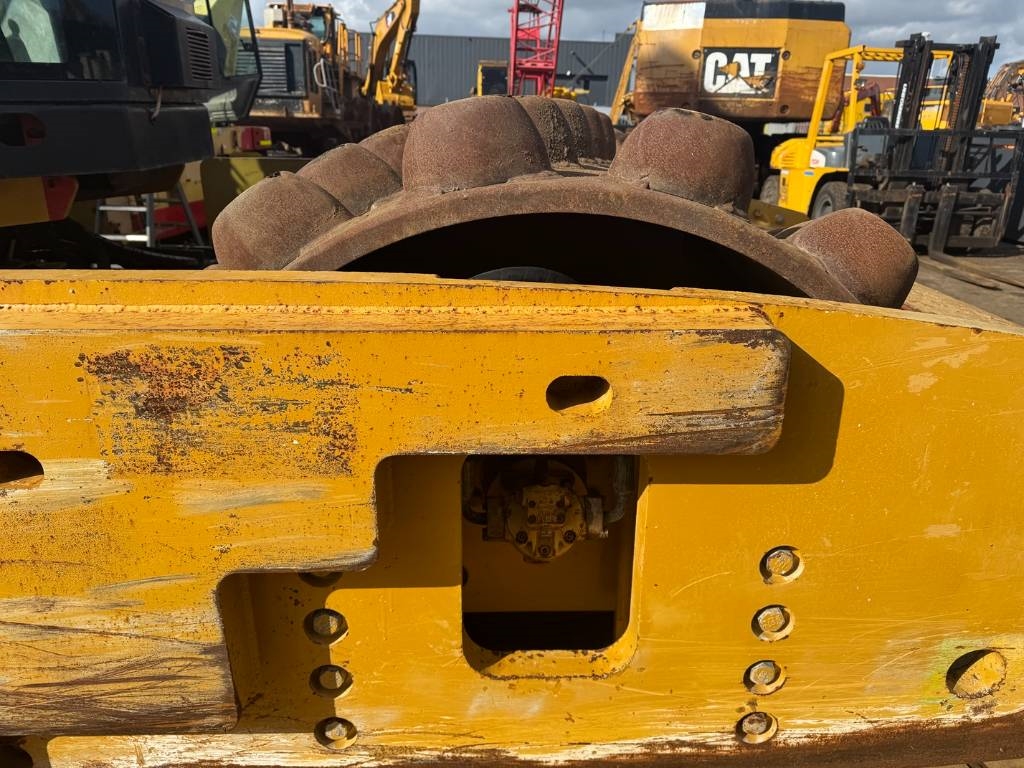 CAT CP 76 2011 5404 CAT 76 2011 1 image 11