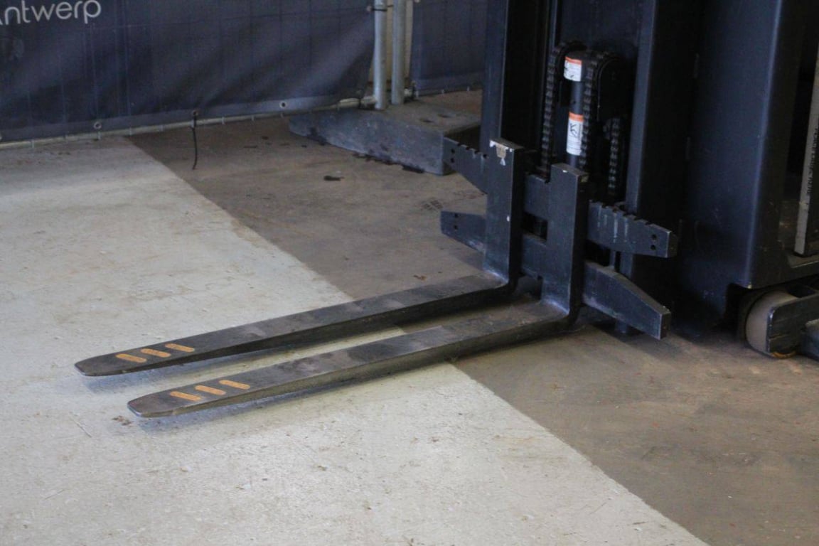 Heavy machinery product image - Image 9 of 15