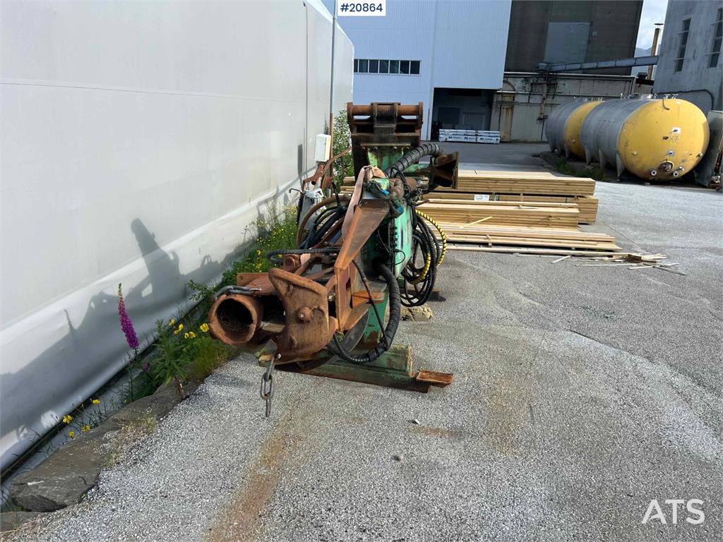 Montabert CPA500 derrick w/ hc 150 hammer 1994 20864 CPA500 derrick w/ hc 150 hammer 1994 1 image 9