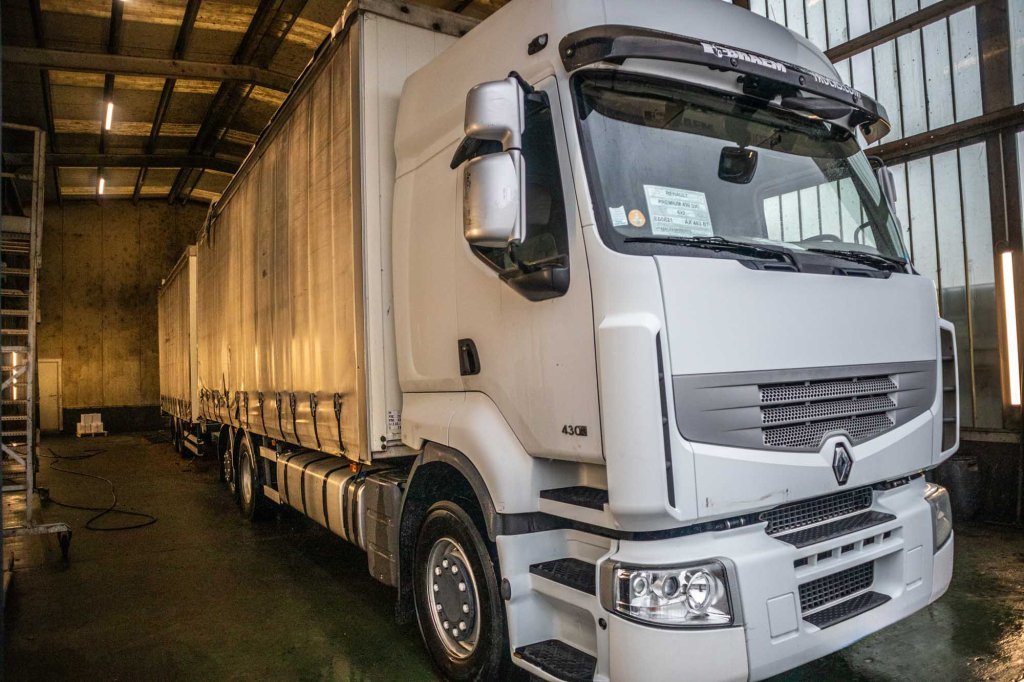 RENAULT PREMIUM 430DXI-6X2-(+remorque=3.500€) 2010 E60821 Renault PREMIUM 430DXI-6X2-(+remorque=3.500€) 2010 1 image 2