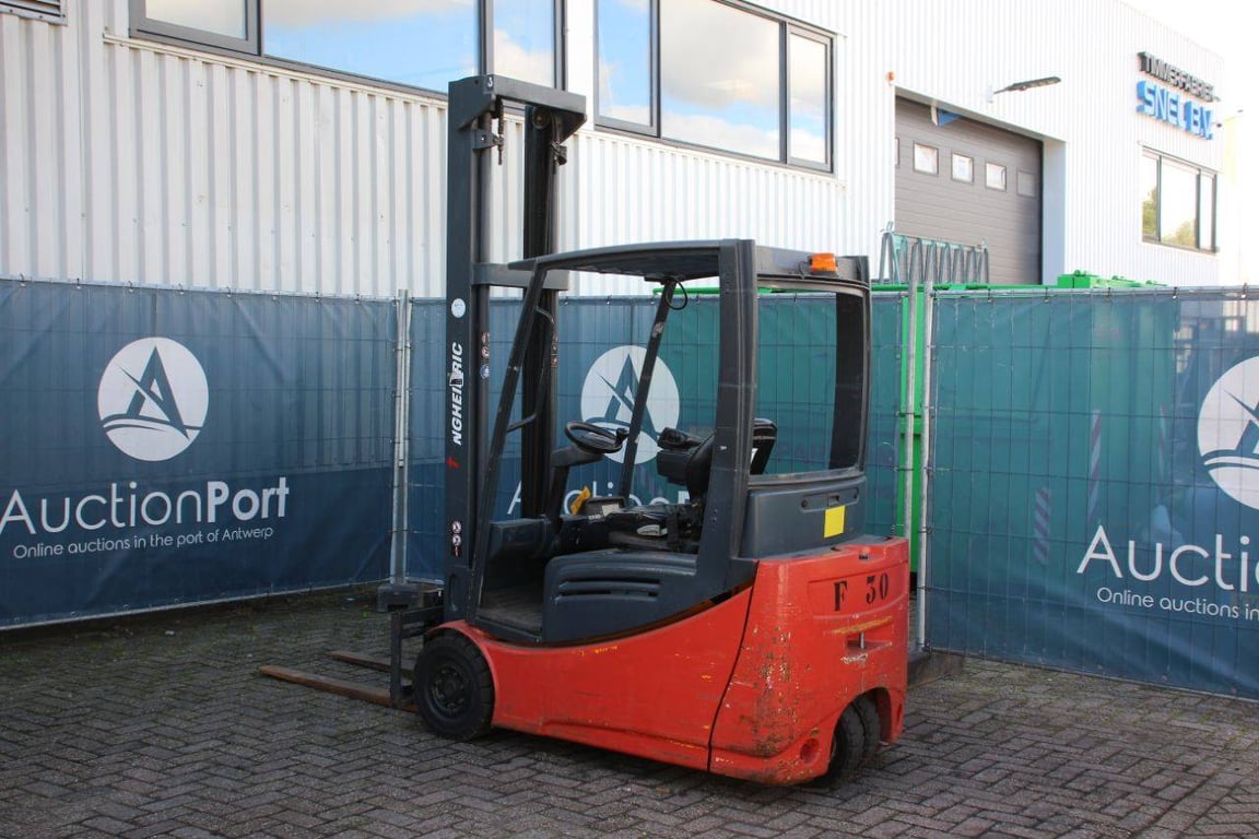 Forklift Jungheinrich EFG216 Electric 1600kg 4.5m EFG216 1 Forklift image 3