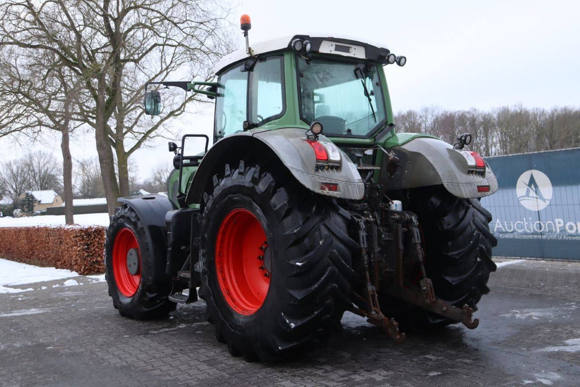 Tractor Fendt 930 Vario Diesel 2010 2010 Fendt 930 Vario 2010 1 image 4