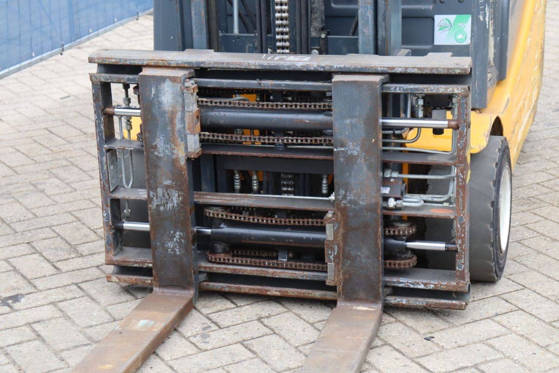 Heavy machinery product image - Image 11 of 15