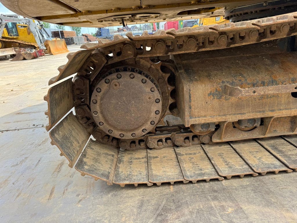 Caterpillar 323 2018 00033399 323 2018 1 image 13