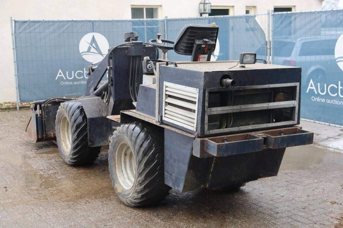 Wheel loader Weidemann 2002 Diesel Weidemann 2002 1 image 4