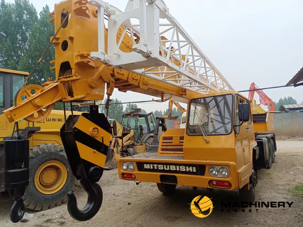 Tadano TR250E Crane Used High Quality TR250E 2018 1 Mobile Cranes image 3