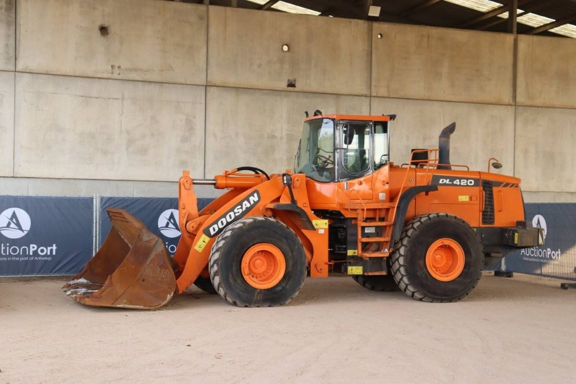 Wheel loader Doosan DL420 Diesel 2011 2011 DL420 2011 1 image 11