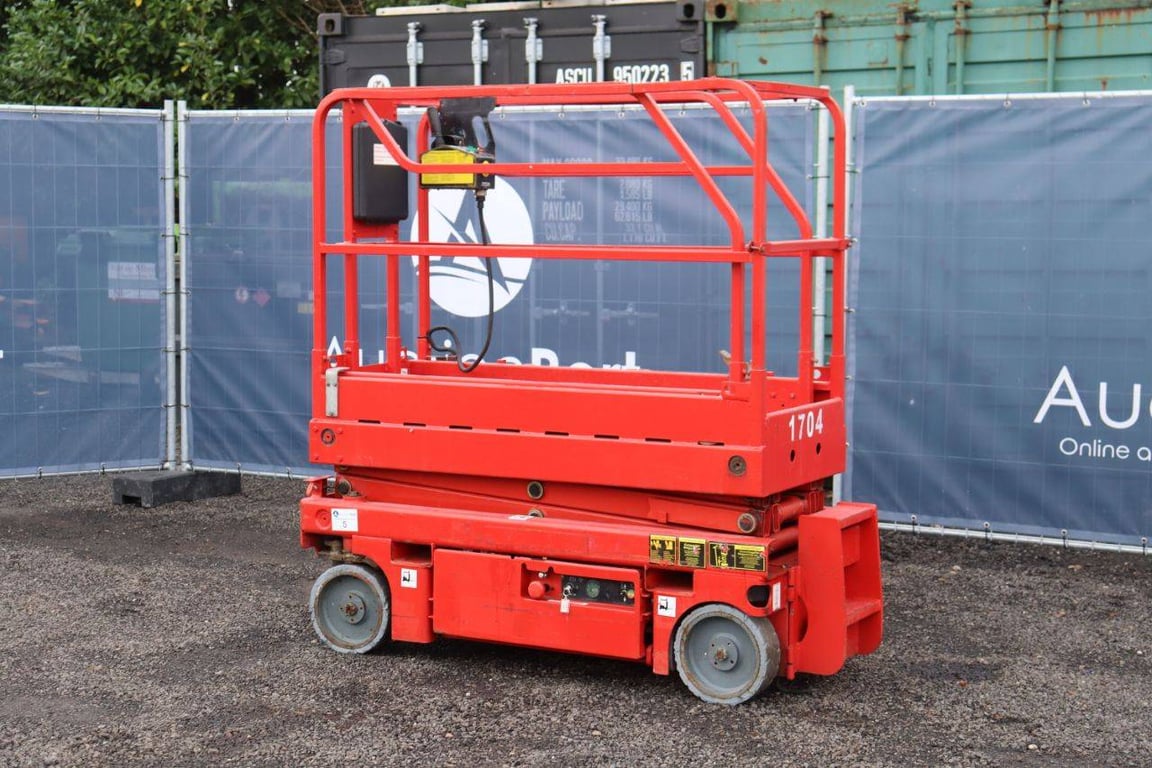 Scissor lift Haulotte Optimum 6 Electric 6.45m 2009 2009 Optimum 6 2009 1 Scissor Lifts image 3