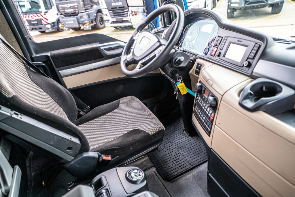 MAN TGX 18.420 XL BLS-INTARDER+HYDR. 2017 E64739 TGX 18.420 XL BLS-INTARDER+HYDR. 2017 1 image 14