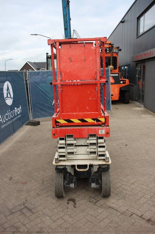 JLG 2032ES Electric Scissor Lift 2016 2016 2032ES 2016 1 Scissor Lifts image 7