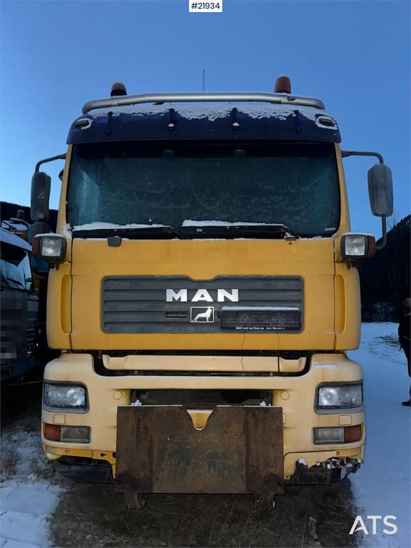 MAN TGA 28.410 6x2 Snowplow-Equipped Tipper Truck – Re 2005 21934 TGA 28.410 6x2 Snowplow-Equipped Tipper – Re 2005 1 Tipp...