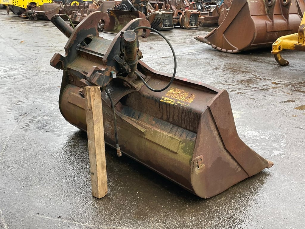 tilting bucket CW-40 70001953 Tilting bucket CW-40 1 image 6