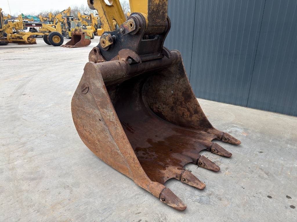 CAT 320FL VA 2016 210297 320FL VA 2016 1 Crawler Excavators image 13