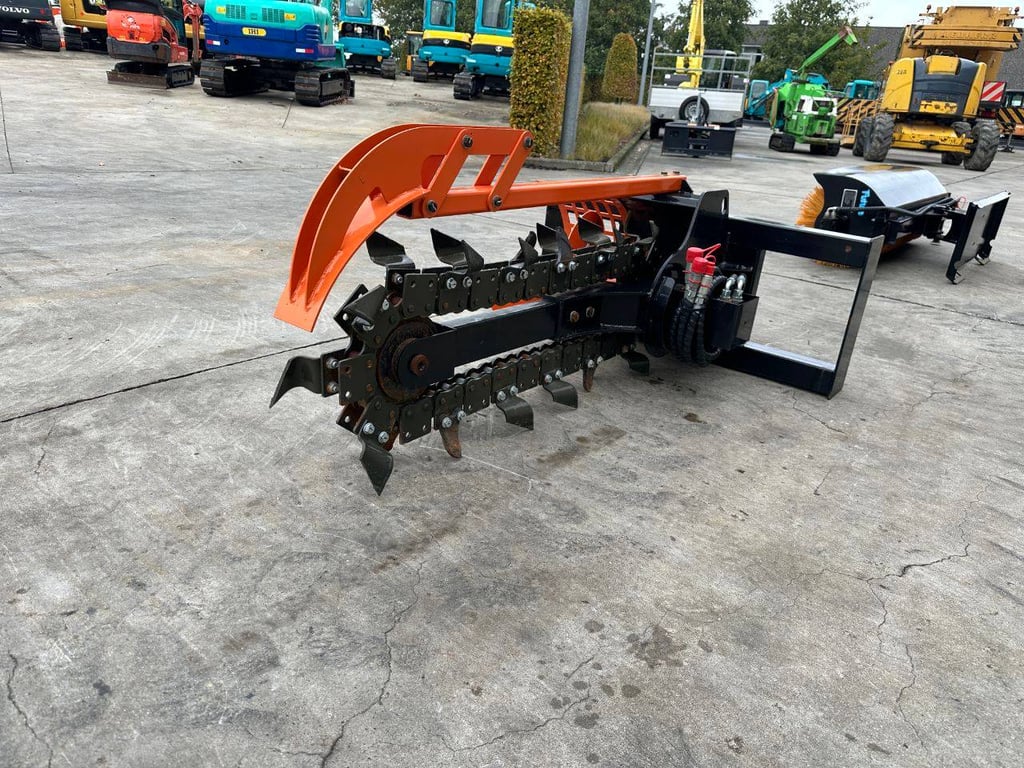 Trench cutter Future FT-Y TC38 2024 New for skid steer loader 2024 future FT-Y TC38 2024 0 image 6